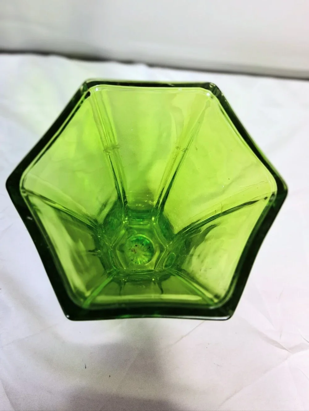 Vintage Emerald Green Hoosier Glass 4040 Art Deco Early to Mid 1900's Glass Vase